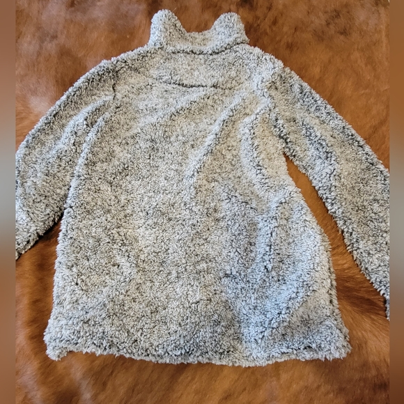 Sherpa quarter zip pullover - Picture 3 of 3